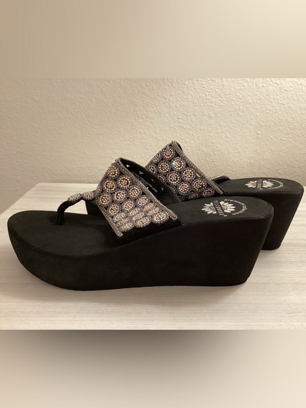 Yellow Box Womens P-oudry Embellish Wedge Platform Sandal - Size 9 - Picture 4 of 5